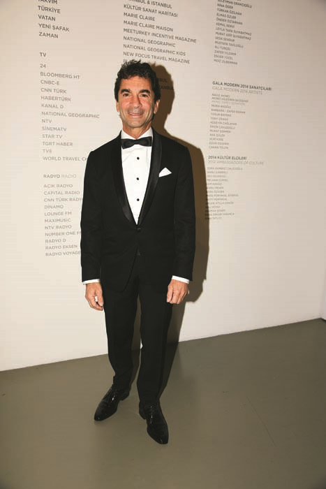 GALA MODERN’DE EĞİTİME DEV DESTEK