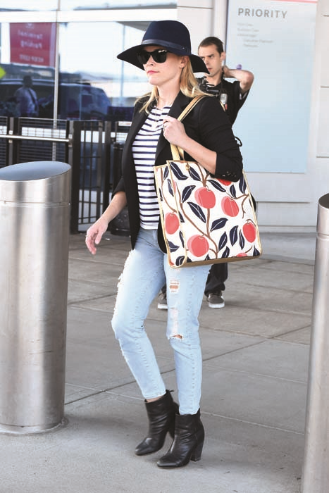 SEYAHAT EDERKEN ŞIKLIĞINIZDAN ÖDÜN VERMEYİN