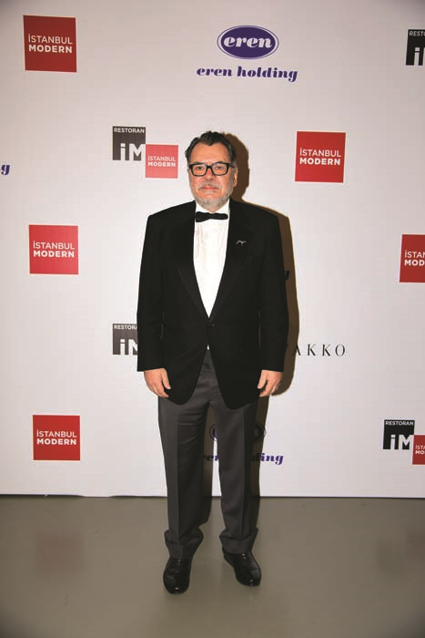 GALA MODERN’DE EĞİTİME DEV DESTEK