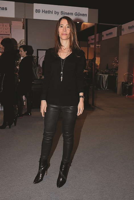 YILBAŞI ALIŞVERİŞ GÜNLERİNDE ÜNLÜ İSİMLER BULUŞTU