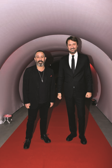 GALA MODERN’DE EĞİTİME DEV DESTEK