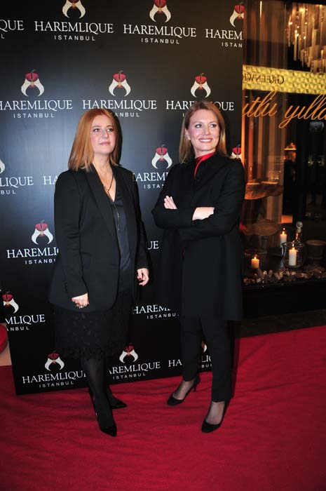 CAROLINE KOÇ VE BANU YENTÜRTEN ÇİFTE KUTLAMA