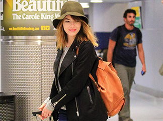 SEYAHAT EDERKEN ŞIKLIĞINIZDAN ÖDÜN VERMEYİN