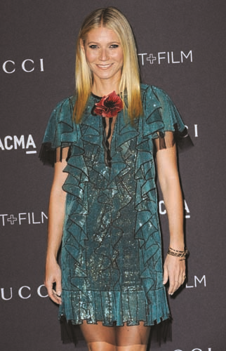 KIRMIZI HALININ EN GÖZDE  SAÇ MODELLERİ