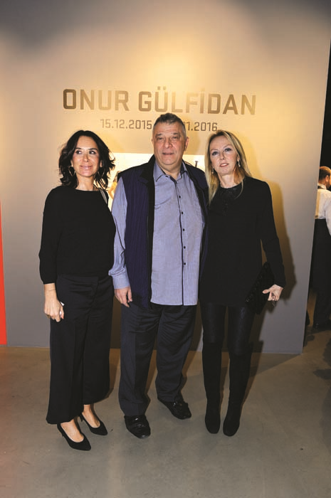 ONUR GÜLFİDAN SERGİSİNE İÇİNDEN MASAL GEÇEN AÇILIŞ 