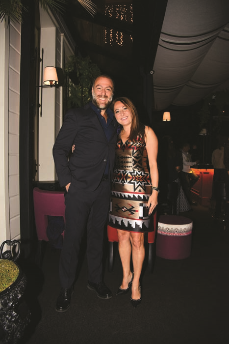 AHMET GÜNEŞTEKİN’E, DOSTLARINDAN  SÜRPRİZ YAŞ GÜNÜ DAVETİ 