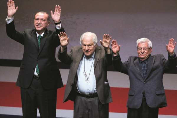 CUMHURBAŞKANI ERDOĞAN’IN  KATILIMIYLA “NECİP FAZIL  ÖDÜLLERİ” SAHİPLERİNİ BULDU