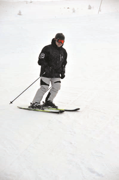 ULUDAĞ’IN ZİRVE NOKTASINDA YENİ YIL HEYECANI