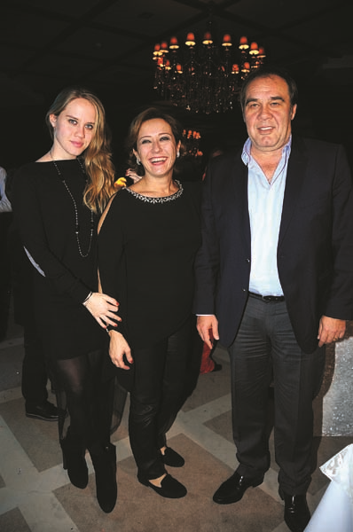 ULUDAĞ’IN ZİRVE NOKTASINDA YENİ YIL HEYECANI