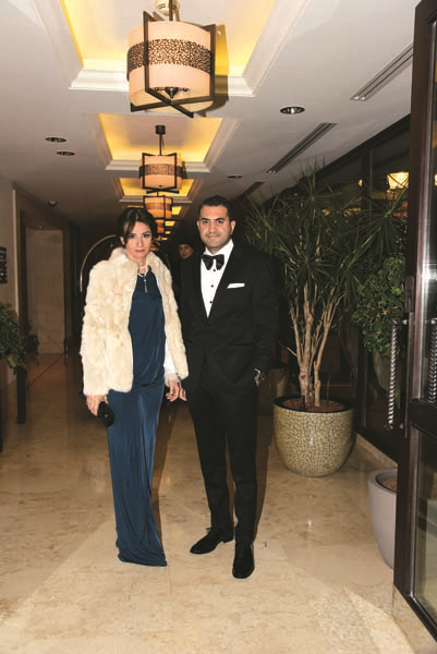 HANDE ALPATA VE ALİ KALAYCIOĞLU DÜNYA EVİNE GİRDİ