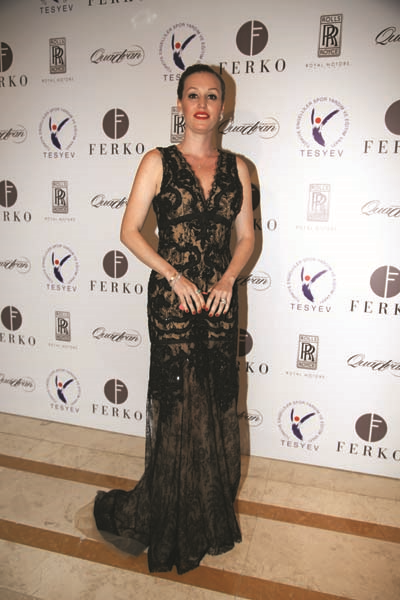 CEMİYETİN DAVETLERİNDE ŞIKLIĞIYLA ÖNE ÇIKANLAR