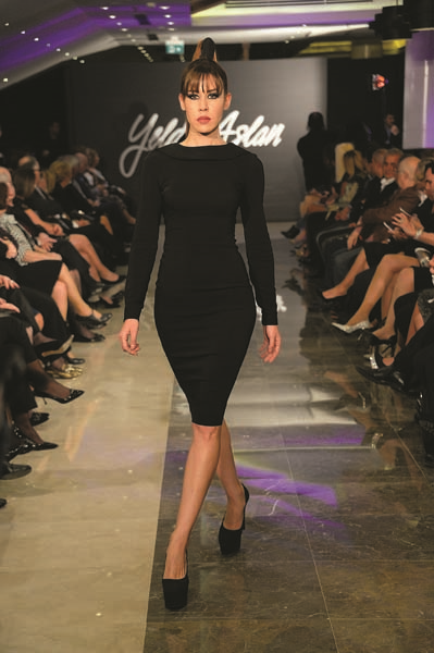 “LIONS TECRÜBENİ PAYLAŞ YAŞAM EVİ” YARARINA ANLAMLI DEFİLE