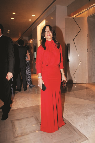 CEMİYETİN DAVETLERİNDE ŞIKLIĞIYLA ÖNE ÇIKANLAR