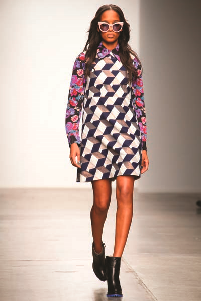 SEZONUN GÖZDESİ OPTİK DESENLER 