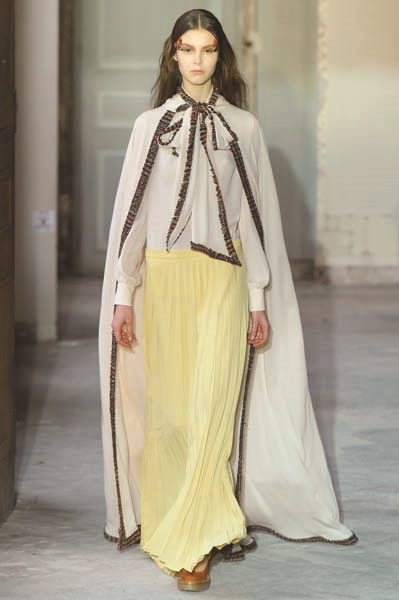 BELÇİKALI TASARIMCI VERONIQUE BRANQUINHO GÜÇLÜ VE ROMANTİK KADINLAR İÇİN TASARLIYOR