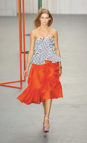 2016 İLKBAHAR-YAZ MODASINDA ÖNE ÇIKAN TRENDLER 