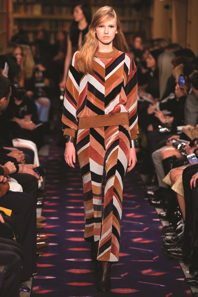 SEZONUN GÖZDESİ OPTİK DESENLER 