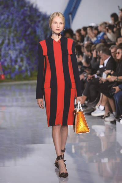 2016 İLKBAHAR-YAZ MODASINDA ÖNE ÇIKAN TRENDLER 