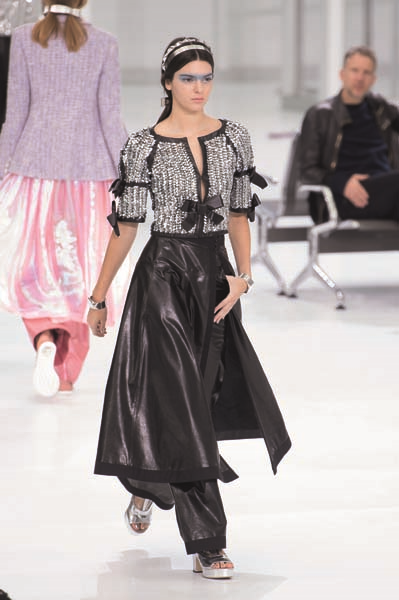 2016 İLKBAHAR-YAZ MODASINDA ÖNE ÇIKAN TRENDLER 