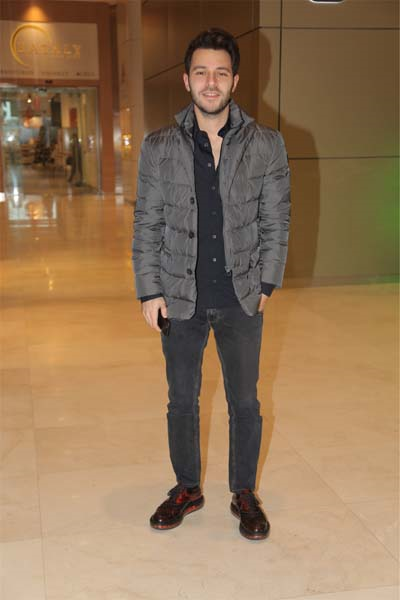 CEMİYETİN TANINMIŞ İSİMLERİNİN ALIŞVERİŞ ŞIKLIĞI