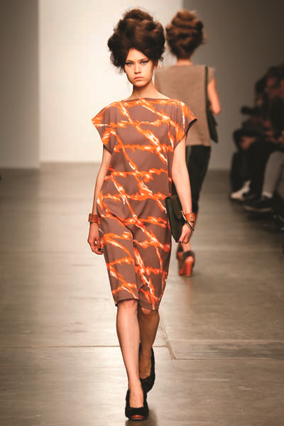 A DETACHER’NİN YARATICISI MONA KOWALSKA KİTAPLARDAN İLHAM ALIYOR