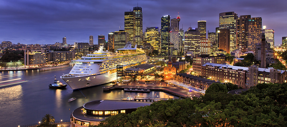 CRUISE YOLCULUKLARININ DAYANILMAZ HAFİFLİĞİ