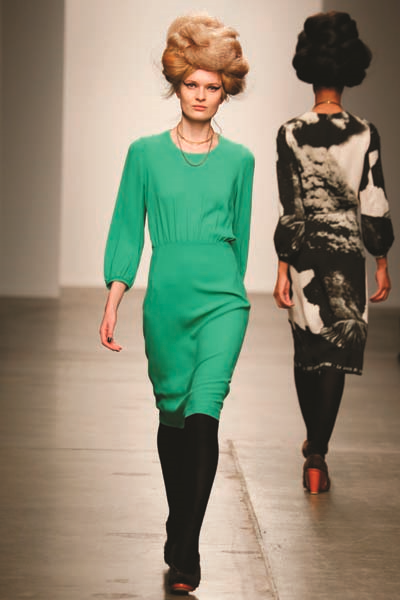 A DETACHER’NİN YARATICISI MONA KOWALSKA KİTAPLARDAN İLHAM ALIYOR