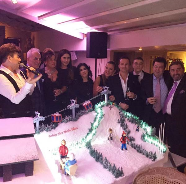 OZAN- BAHAR ŞER ÇİFTİ DOĞUM GÜNLERİNİ BİRLİKTE KUTLADI 