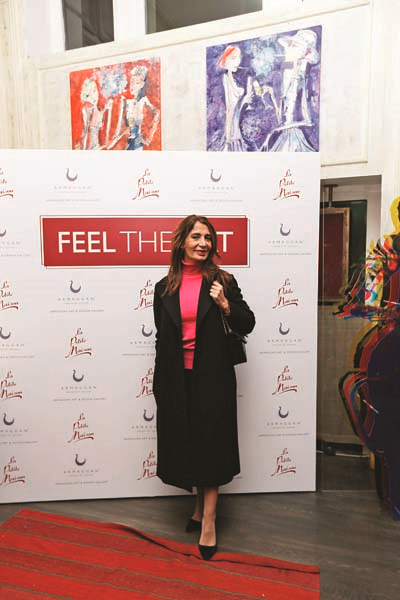 ESERLERİNİ  “SANAT KOKTEYLİ” DAVETİNDE TANITTILAR