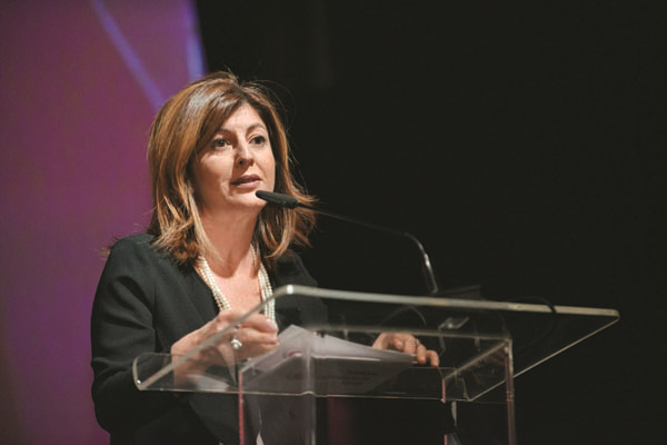 ÜNLÜ SİMALAR TÜRKİYE VODAFONE VAKFI’NIN GALA GECESİNDE BULUŞTU