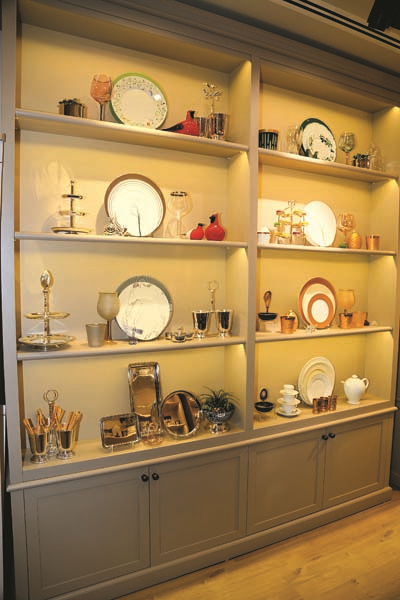 ŞİRİN YALÇIN 3. MAĞAZASINI AÇTI