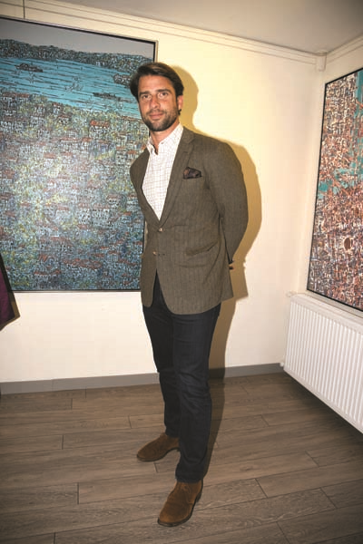 DEVRİM ERBİL’DEN ŞİİRSEL ÇEŞİTLEMELER SERGİSİ