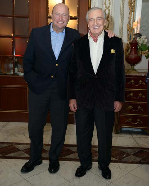 ÖZEL FOTOĞRAFLARLA MUSTAFA V. KOÇ