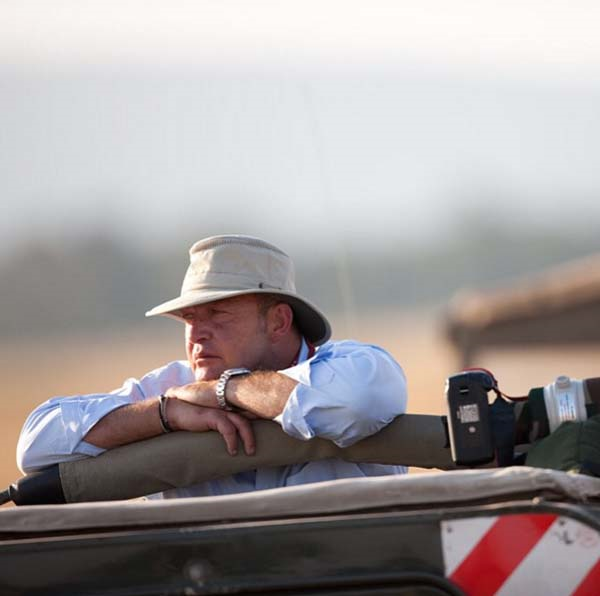 ÖZEL FOTOĞRAFLARLA MUSTAFA V. KOÇ