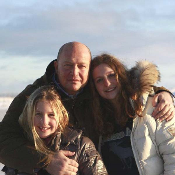 ÖZEL FOTOĞRAFLARLA MUSTAFA V. KOÇ