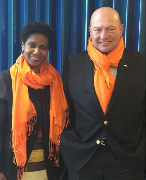 ÖZEL FOTOĞRAFLARLA MUSTAFA V. KOÇ