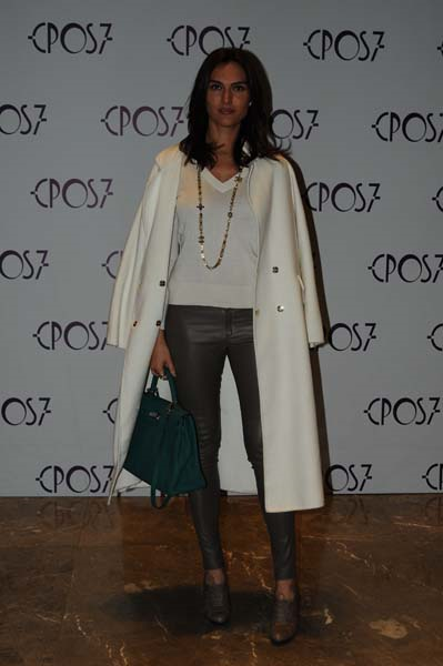 EPOS 7 DERNEĞİ TİYATRODA BİR ARAYA GELDİ