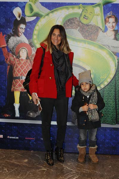 ÜNLÜ İSİMLER SHREK MÜZİKALİNDE BULUŞTU