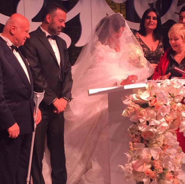 SÜREYYA YALÇIN & OZAN BORA BEKLENEN DÜĞÜN 