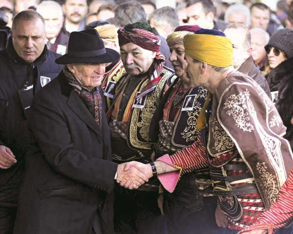 ZAMANSIZ VEDA EDEN MUSTAFA KOÇ’U BİNLERCE SEVENİ UĞURLADI