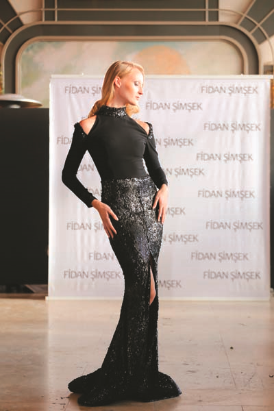 FARKLI, DİNAMİK VE ŞIK ŞEHİR KADINI İÇİN KOLEKSİYON