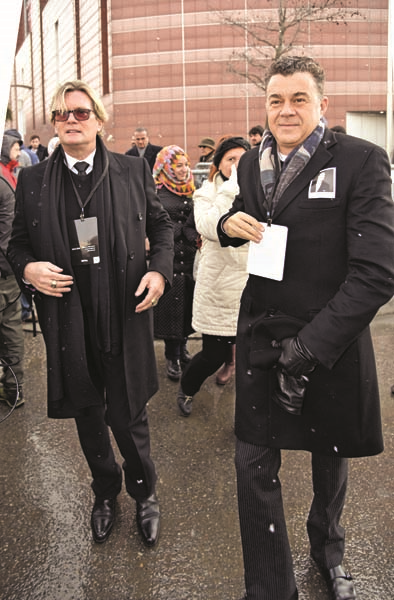 ZAMANSIZ VEDA EDEN MUSTAFA KOÇ’U BİNLERCE SEVENİ UĞURLADI