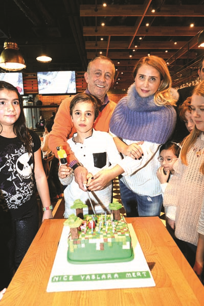 MİNİK MERT’E  SÜRPRİZ KUTLAMA