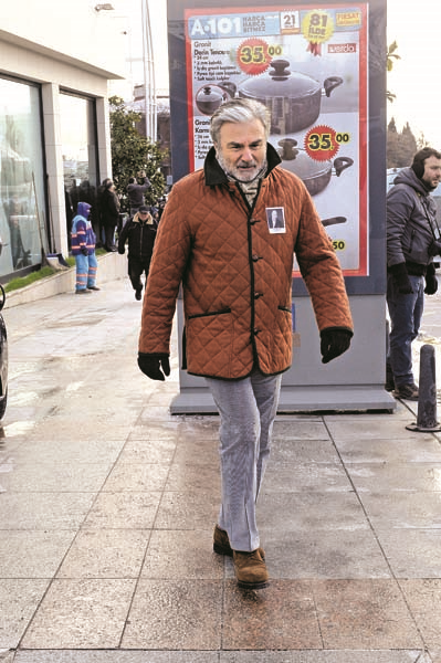 ZAMANSIZ VEDA EDEN MUSTAFA KOÇ’U BİNLERCE SEVENİ UĞURLADI