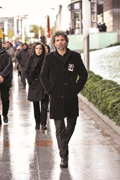 ZAMANSIZ VEDA EDEN MUSTAFA KOÇ’U BİNLERCE SEVENİ UĞURLADI