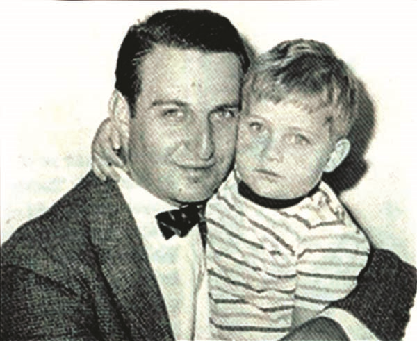 TÜRKİYE VE İŞ DÜNYASININ BÜYÜK KAYBI MUSTAFA KOÇ