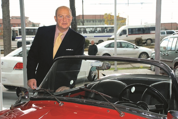 TÜRKİYE VE İŞ DÜNYASININ BÜYÜK KAYBI MUSTAFA KOÇ