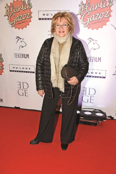 İFTARLIK GAZOZ’DA KAHKAHA VE GÖZYAŞLARI BİR ARADA 