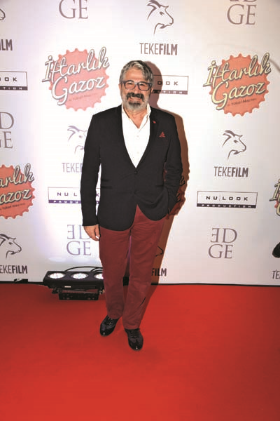 İFTARLIK GAZOZ’DA KAHKAHA VE GÖZYAŞLARI BİR ARADA 