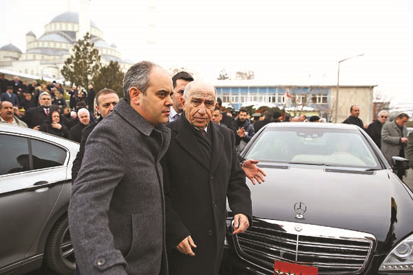 GÜLSEREN ÖZDEMİR SON YOLCULUĞUNA UĞURLANDI